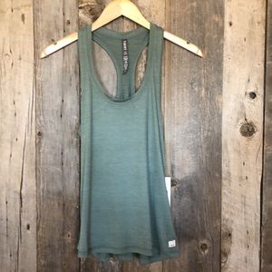NWT 🏃‍♀️ Vuori | Lux Performance Tank - Kelp Heather